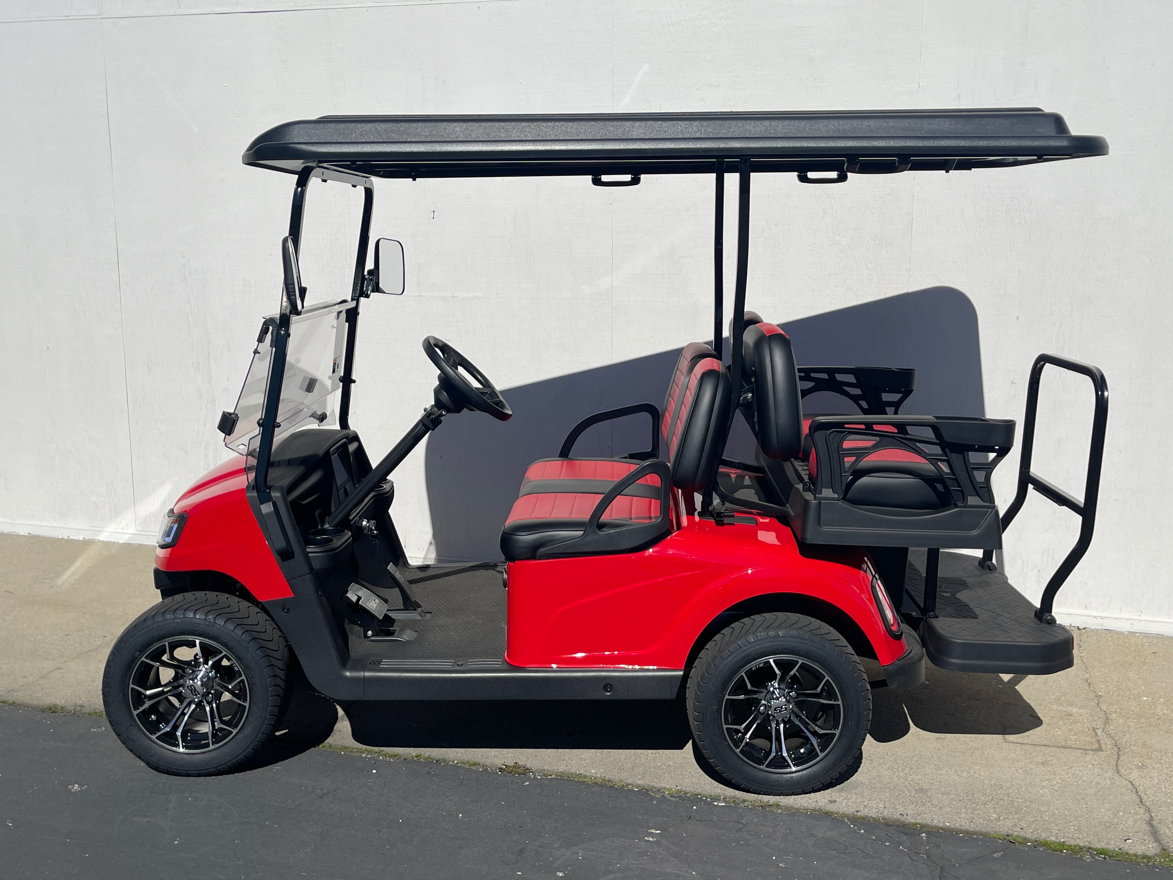 New 2025 MadJax E4 ESeries Lithium Golf Cart - $9,800 | MadJax
